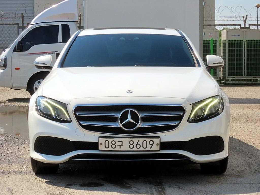 E-클래스 W213 E200 아방가르드 2017년식