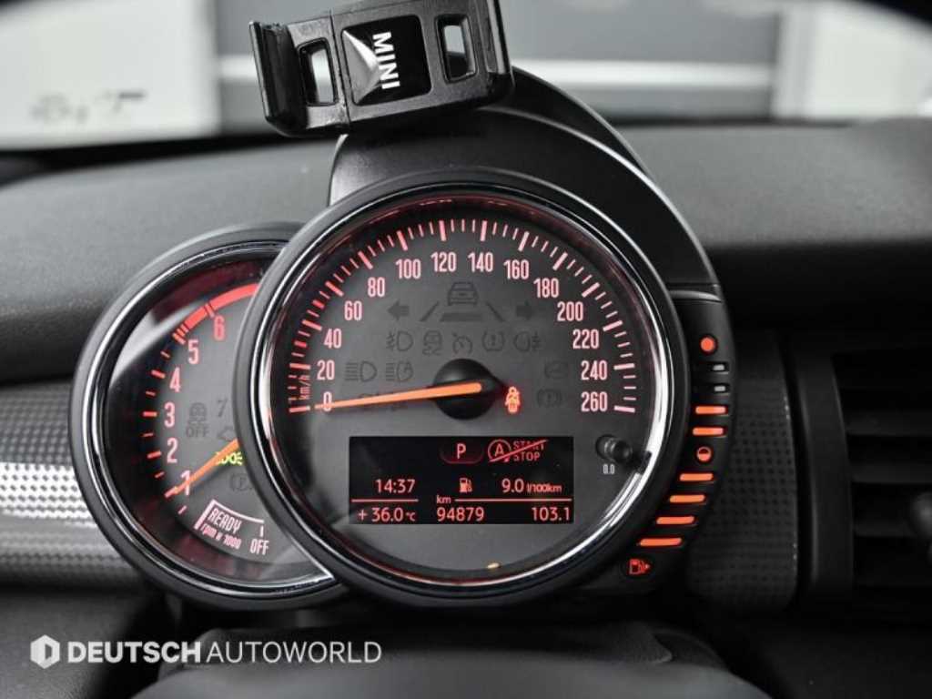 Mini Cooper Base Type 9