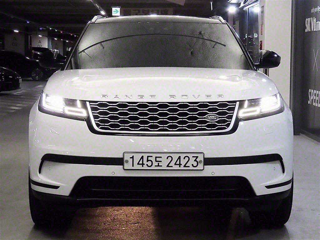 랜드로버 레인지로버 벨라 2.0 D240 R-다이나믹 SE 사진 2/20