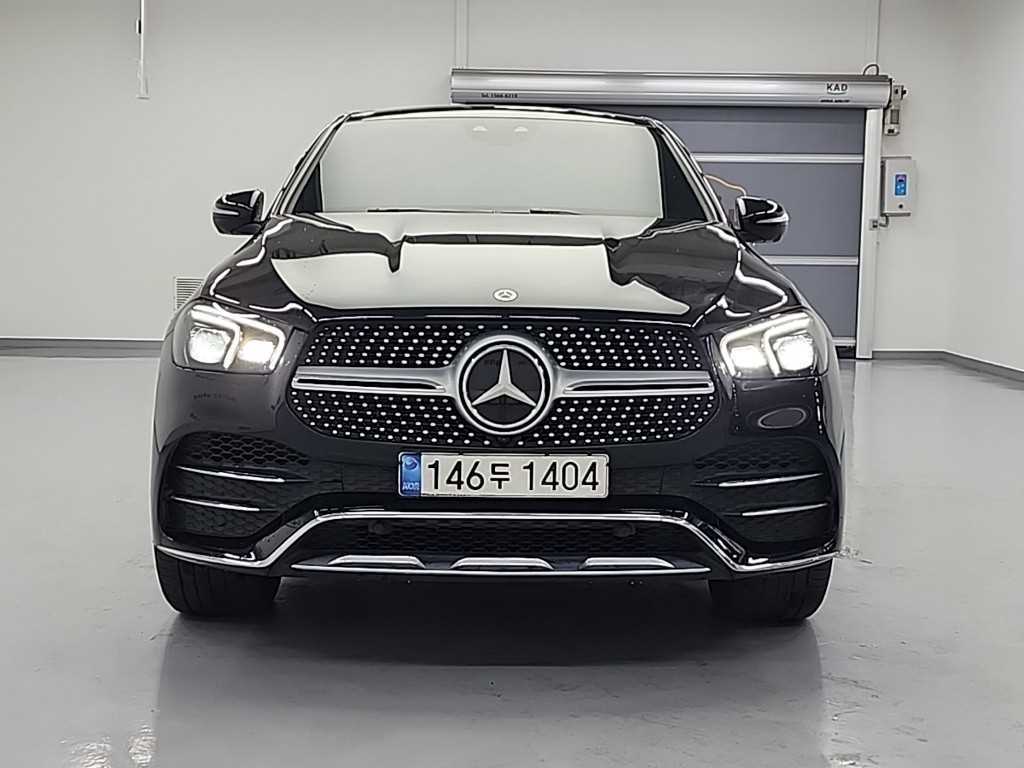 벤츠 GLE 클래스 GLE 400d 4MATIC 쿠페 사진 2/19