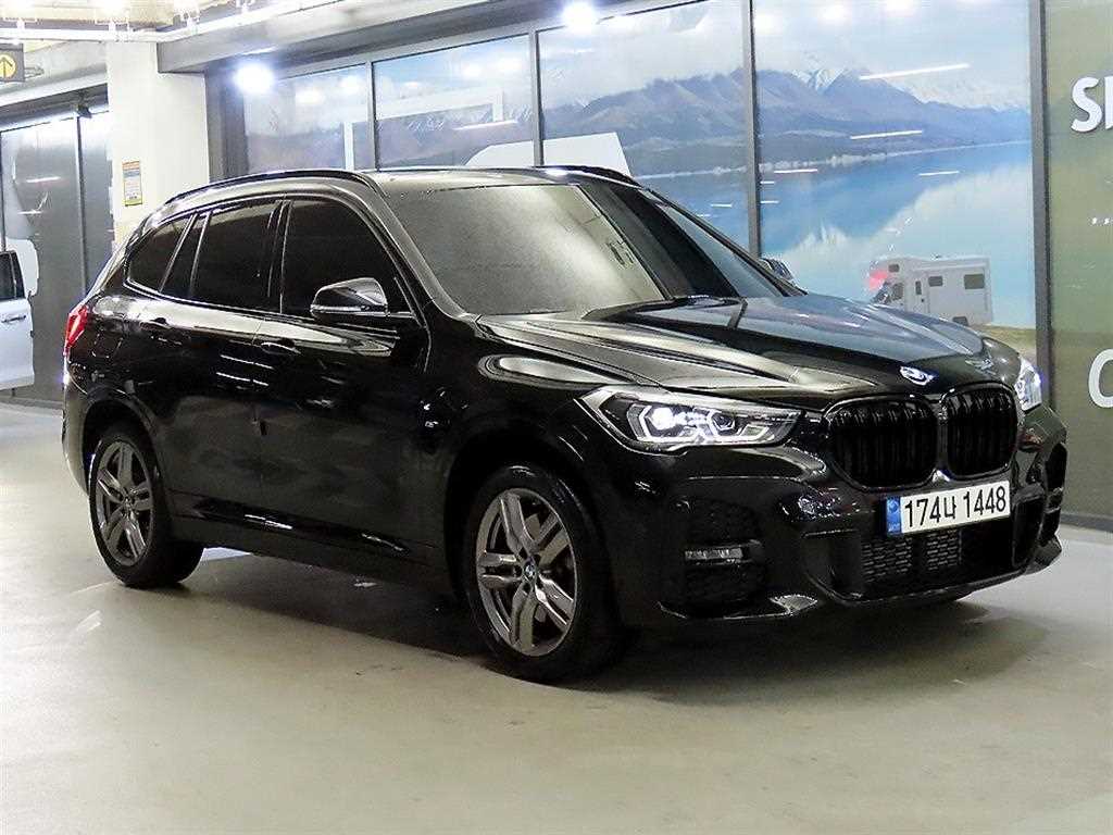 X1 (F48) xDrive 20i M 스포츠 2022년식