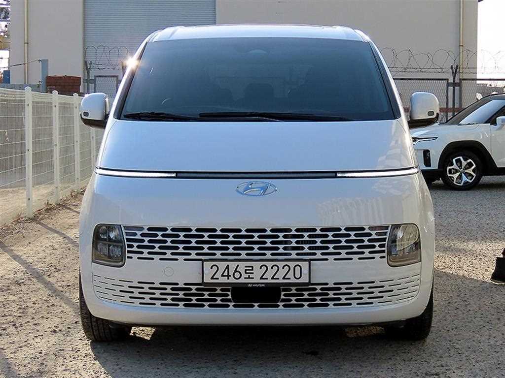 현대 스타리아 4WD 디젤 투어러 모던 사진 2/20