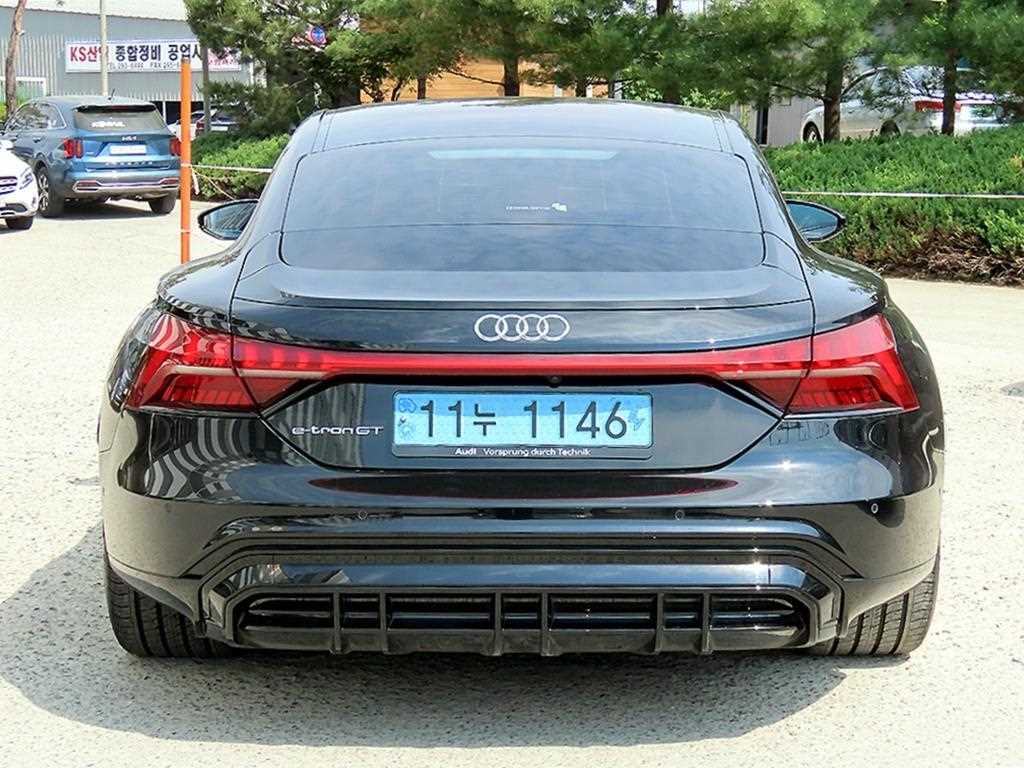 Audi e-tron GT Quattro Premium 5