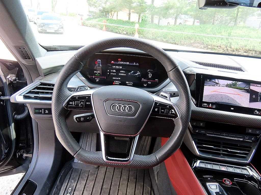 Audi e-tron GT Quattro Premium 9