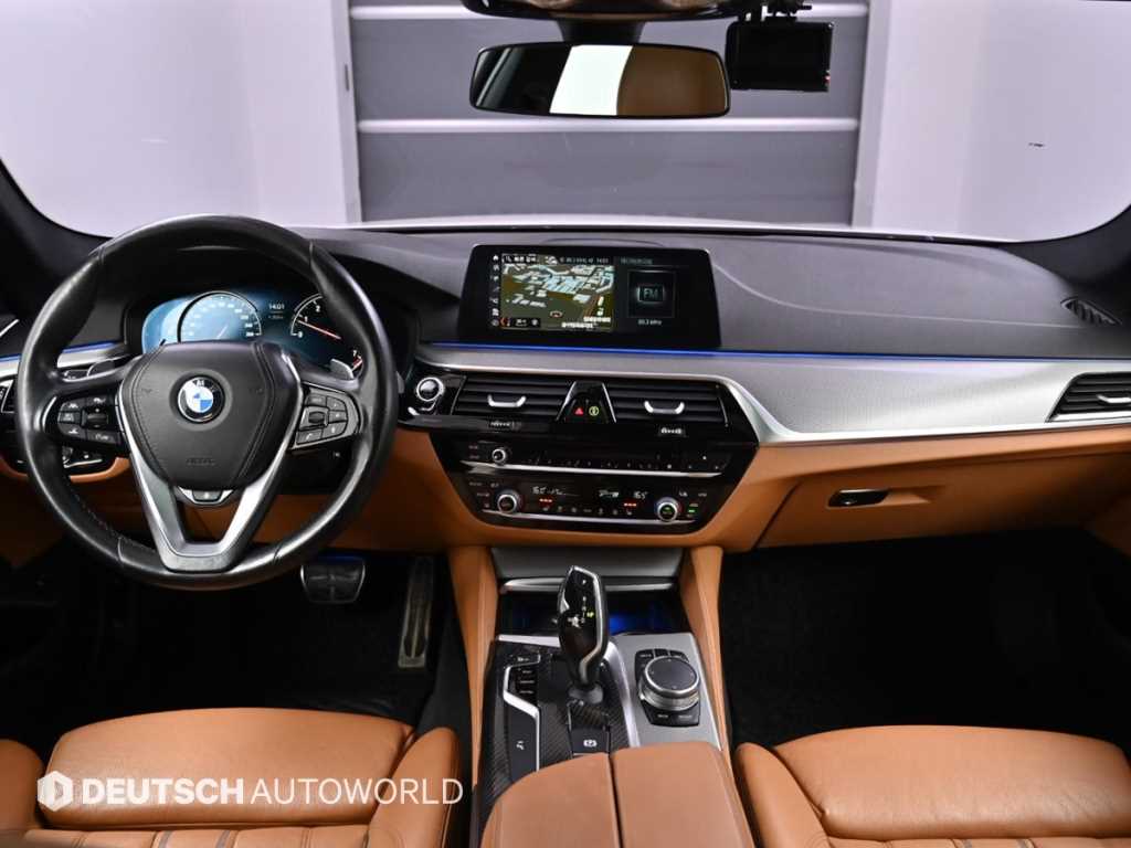 5시리즈 (G30) 530i xDrive M 스포츠 2018년식