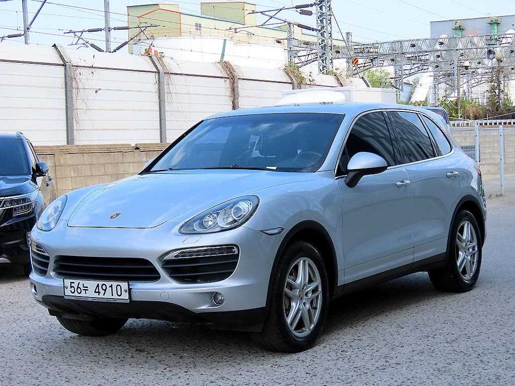 포르쉐 카이엔 4.8 S 사진 2/20