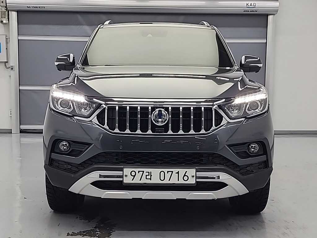 KGM 렉스턴 디젤 2.2 4WD 프로페셔널 S 사진 2/18