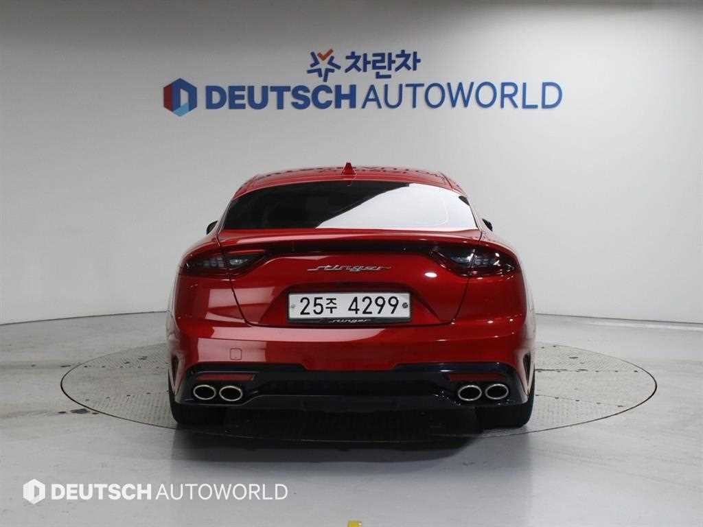 Kia Stinger Gasoline 2.0 Turbo 2WD Platinum 5