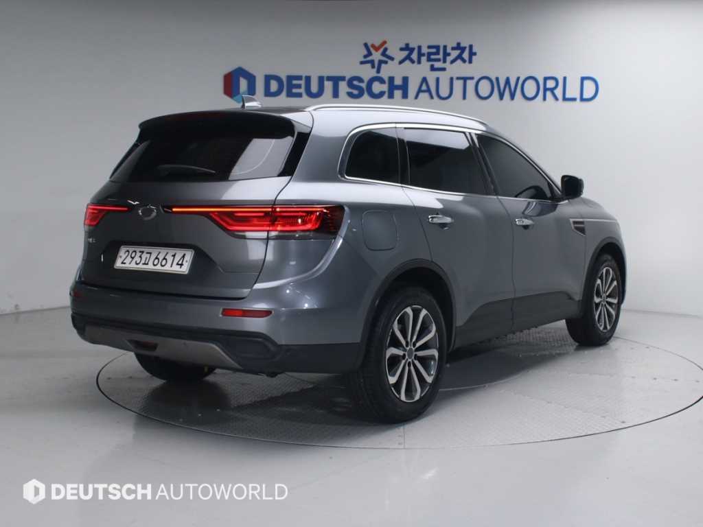 르노코리아 QM6 2.0 LPe LE 시그니처 2WD 사진 2/20