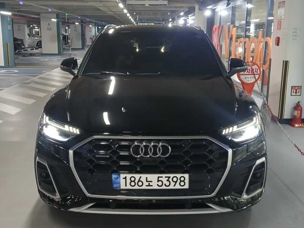 Q5 (FY) 45 TFSI 콰트로 프리미엄 2021년식