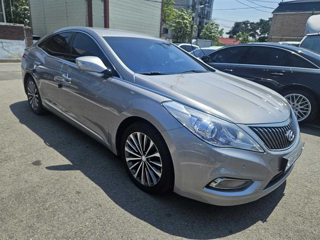 그랜저 HG HG300 PREMIUM 기본형 2014년식