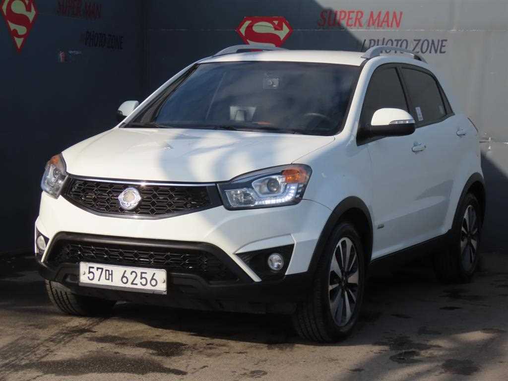 뉴코란도C 4WD 2.0 어드벤처 2015년식