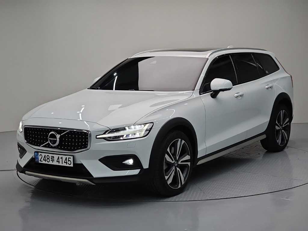 볼보 V60 2.0 B5 프로 AWD 사진