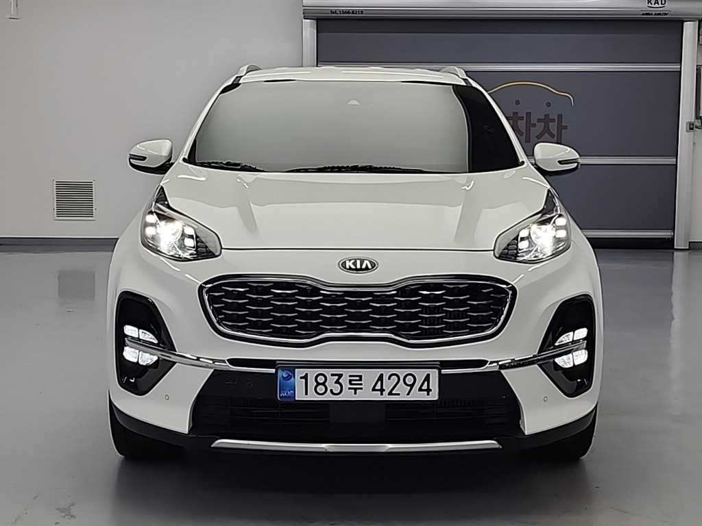 기아 스포티지 2.0 디젤 2WD 시그니처 사진 2/19