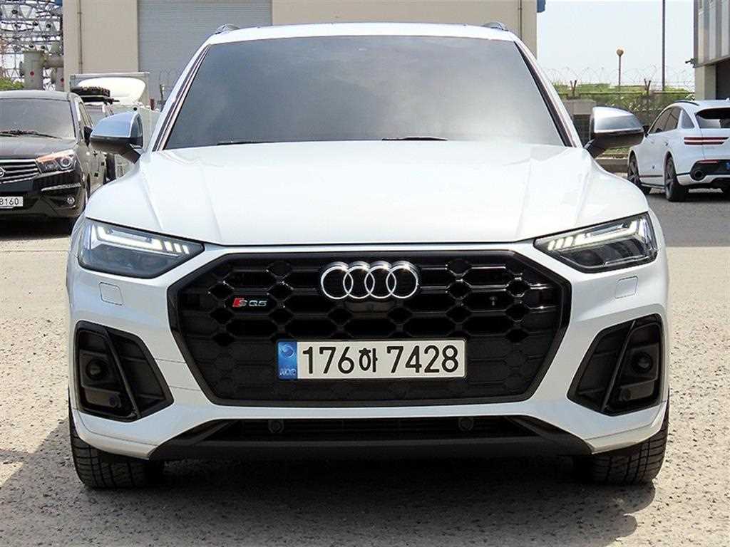 아우디 SQ5 3.0 TFSI 콰트로 사진