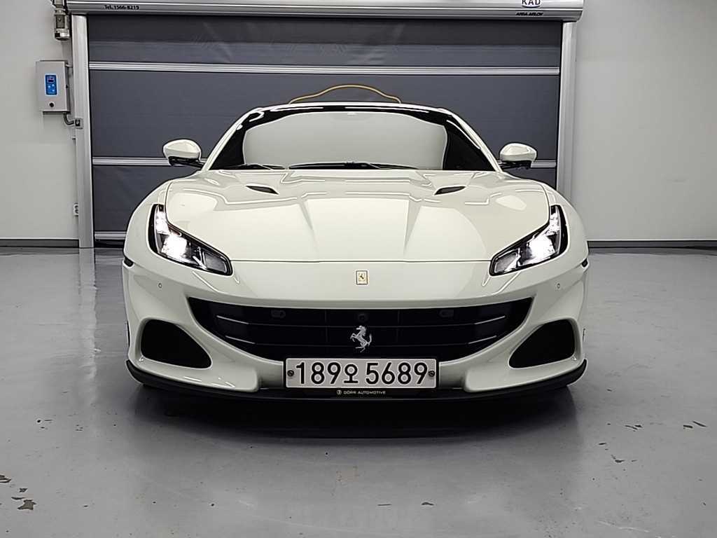 포르토피노 M 3.9 V8 2023년식