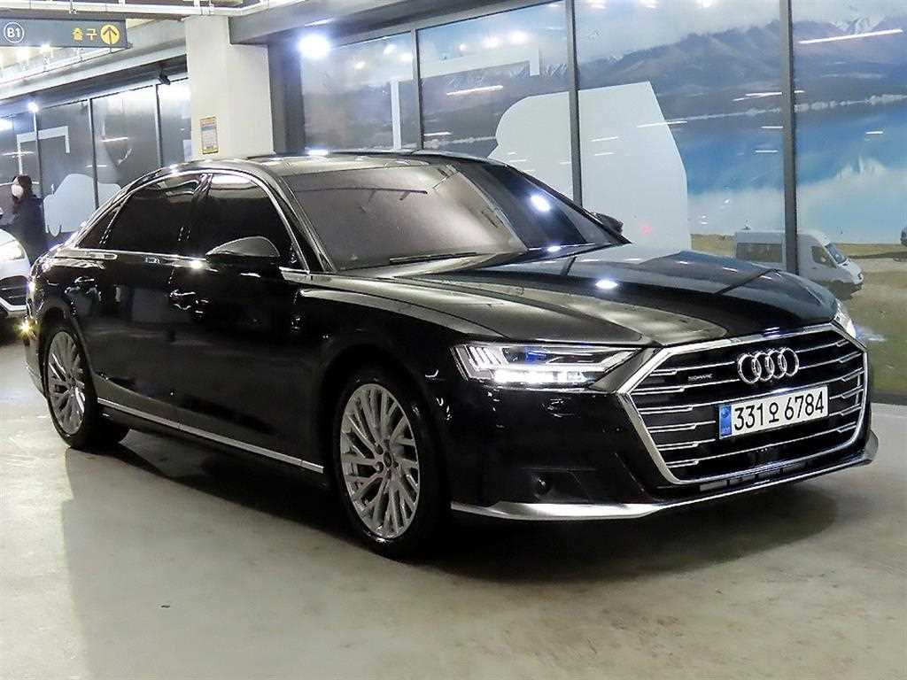 A8 (D5) 55 TFSI 콰트로 LWB 2021년식