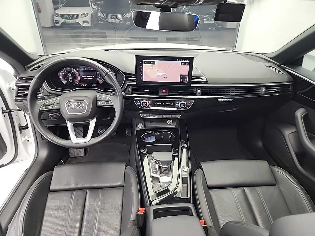 Audi A5 40 TFSI Quattro Premium Sportback 8
