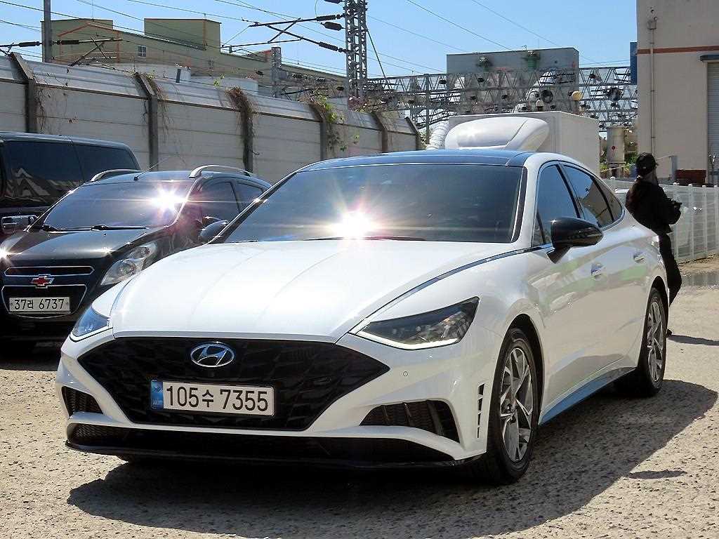 Hyundai Sonata 1.6 Turbo Premium Plus — фото 2
