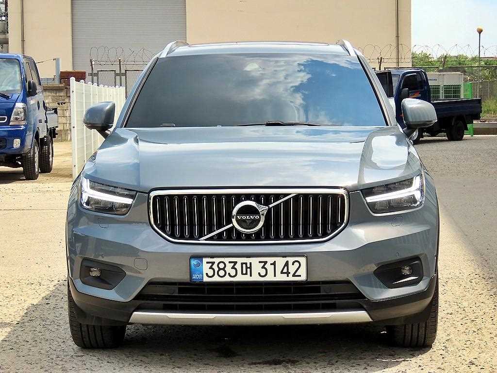 XC40 B4 AWD 인스크립션 2021년식