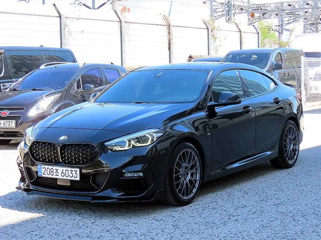 BMW 2시리즈 220i M 스포츠 사진 2/20