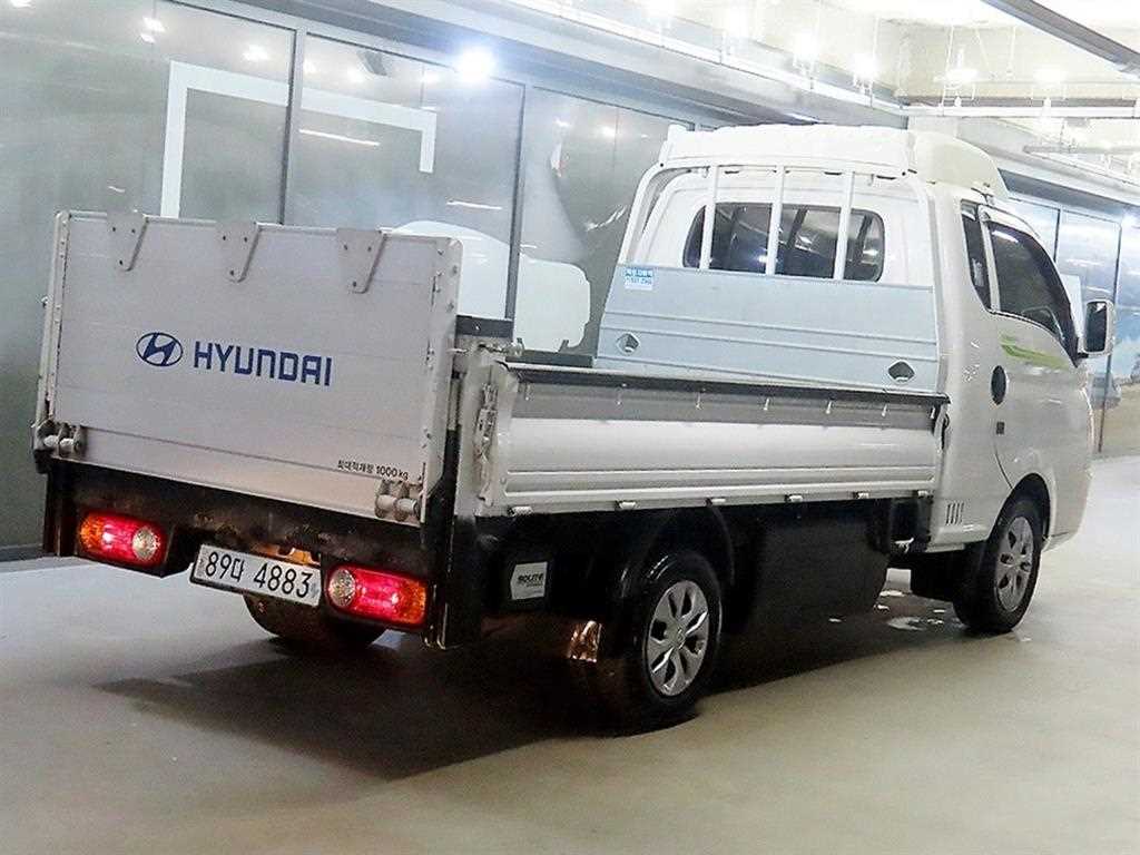 Hyundai Porter 1.0 Ton/ Super Cab/ Long Wheelbase 5
