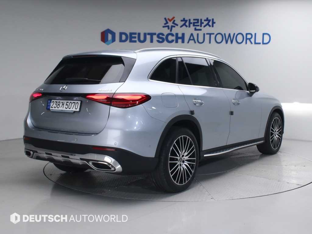 벤츠 GLC 클래스 GLC220 d 4MATIC 사진 2/20