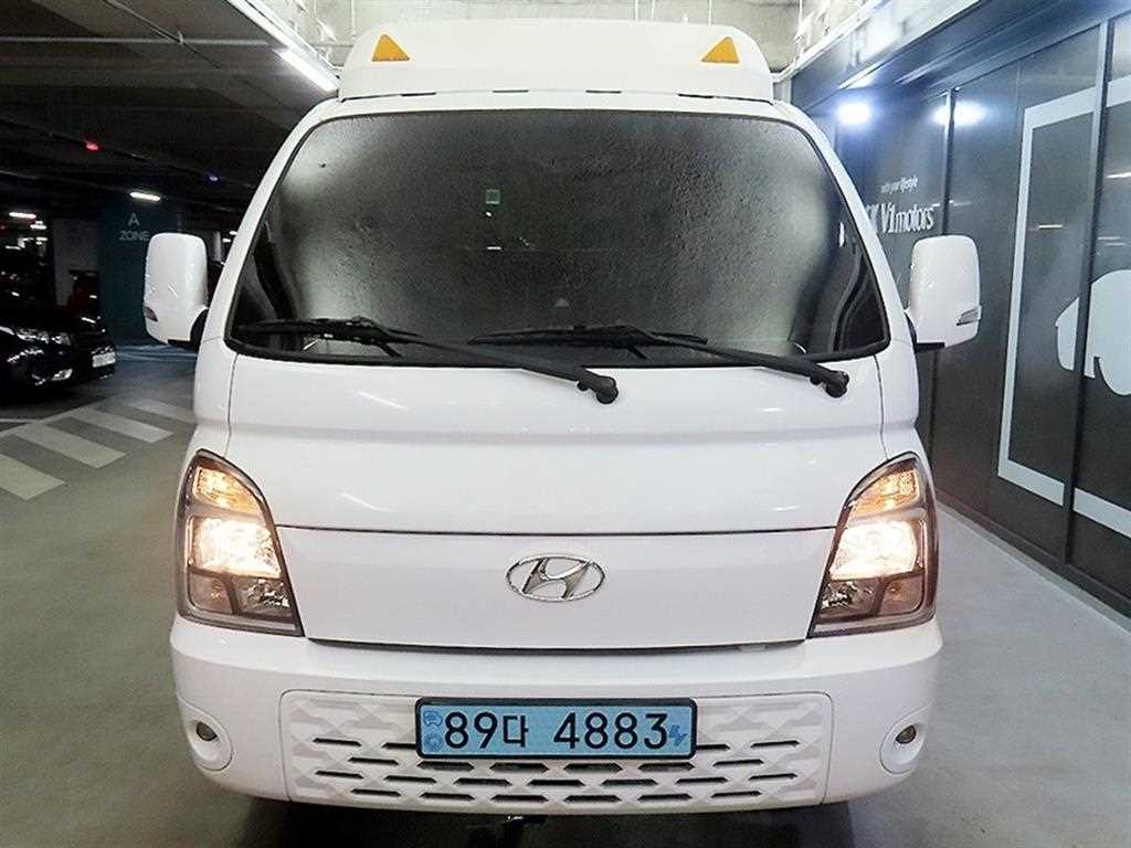 Hyundai Porter 1.0 Ton/ Super Cab/ Long Wheelbase 3