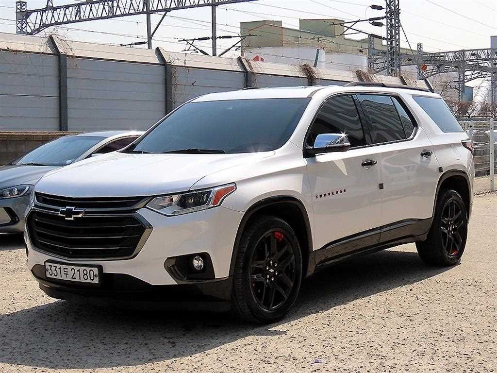 쉐보레 트래버스 3.6 AWD 레드라인 사진 2/20