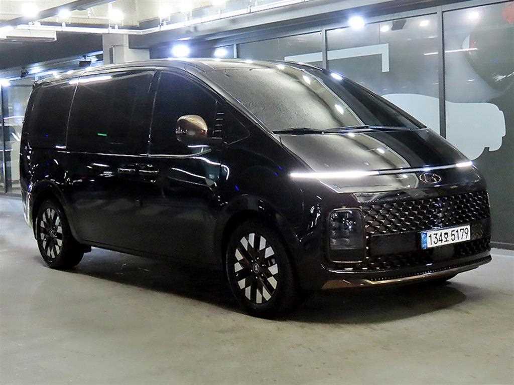 Hyundai Staria 2WD Diesel Lounge Inspiration