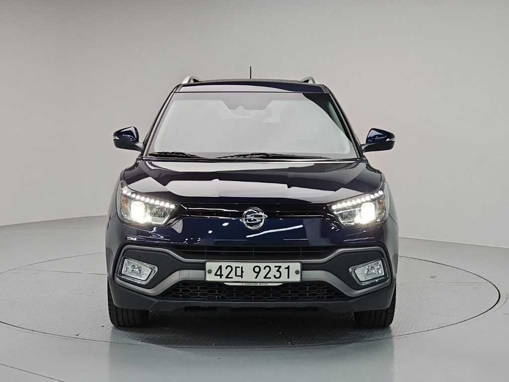 KGM 티볼리 4WD 디젤 1.6 RX 사진 2/20