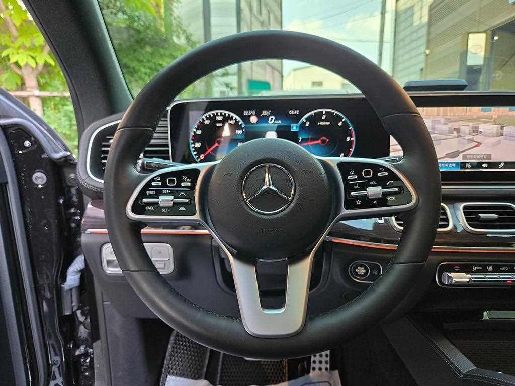 Mercedes-Benz GLE-Class GLE400d 4MATIC Coupe 8