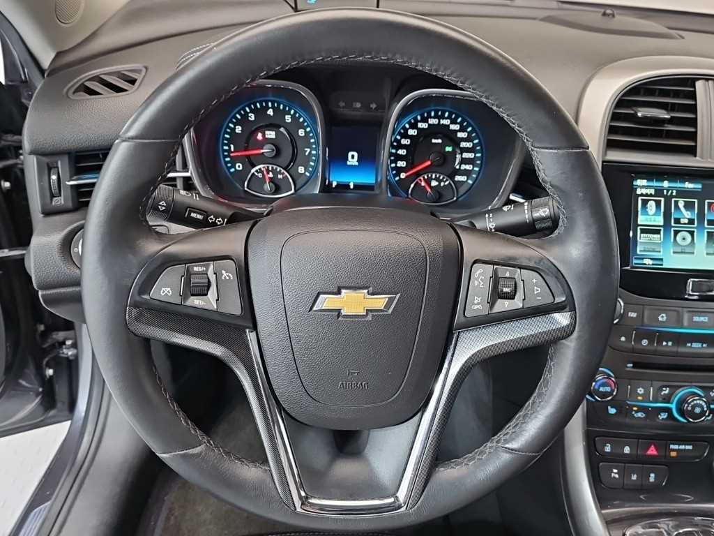 Chevrolet Malibu 2.0 LTZ Deluxe Black Wheel 10