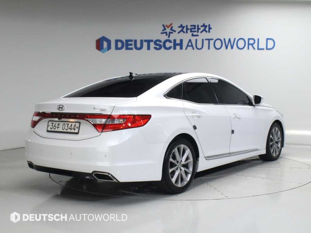 현대 그랜저 HG220 PREMIUM 사진 2/20