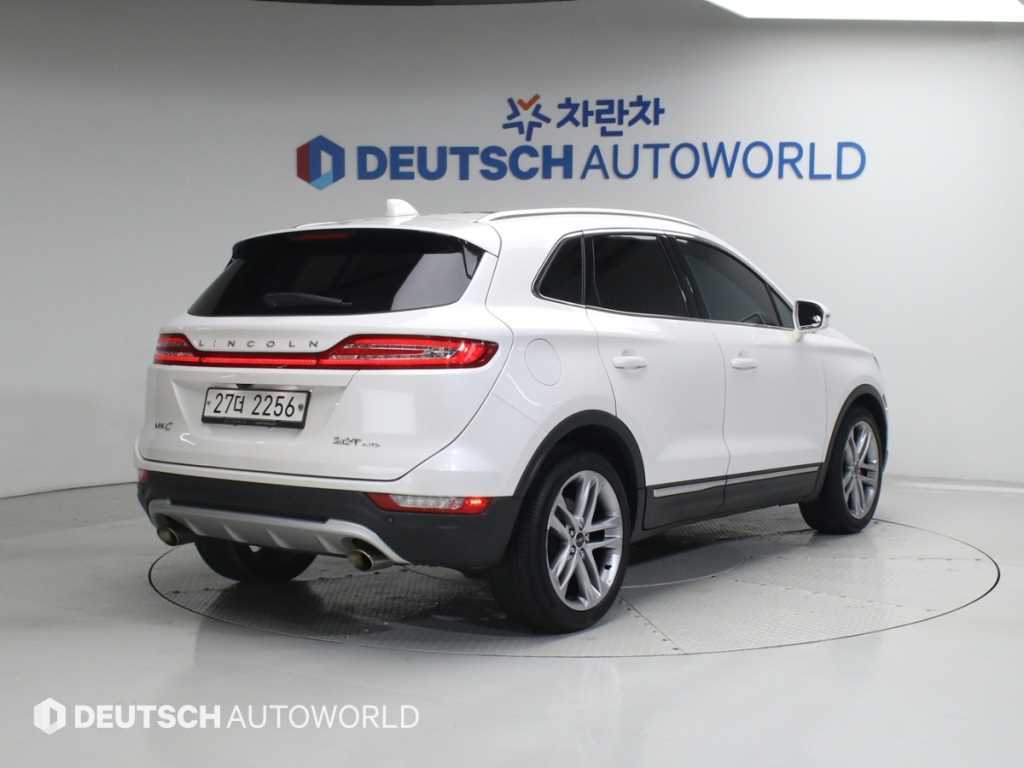 링컨 MKC 2.0 AWD 사진 2/20