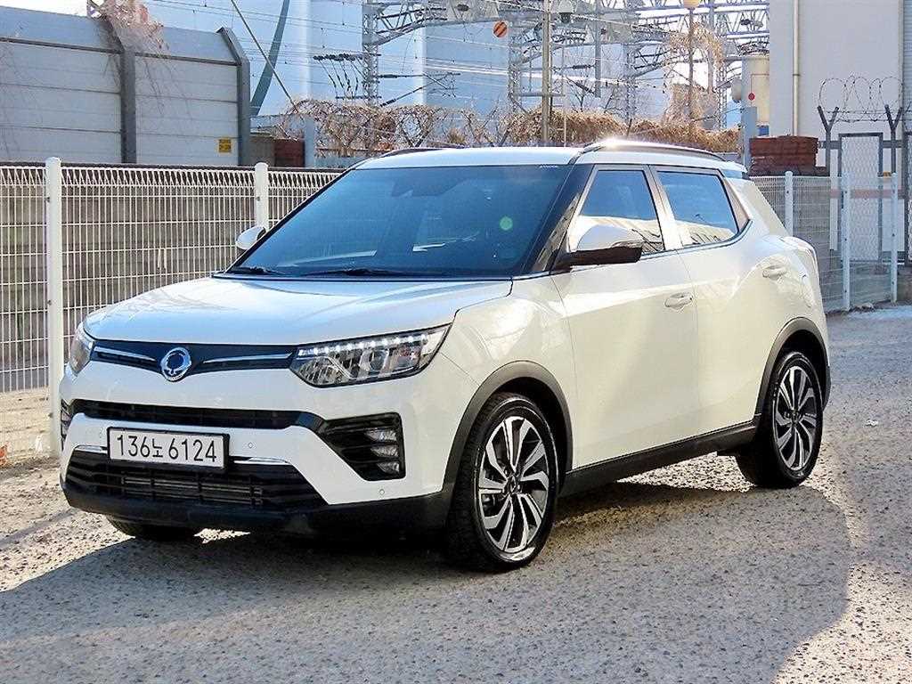 KGM 티볼리 2WD 가솔린 1.5 V3 스페셜 사진 2/20