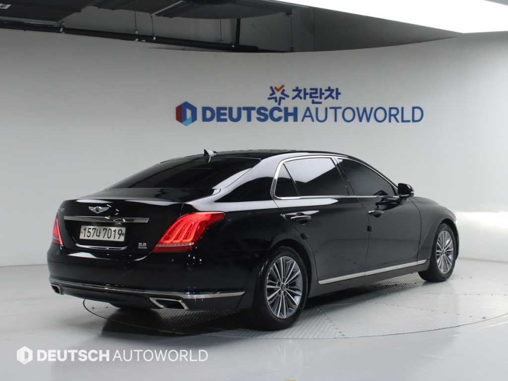제네시스 EQ900 3.8 GDI AWD 프리미엄 럭셔리 사진 2/20
