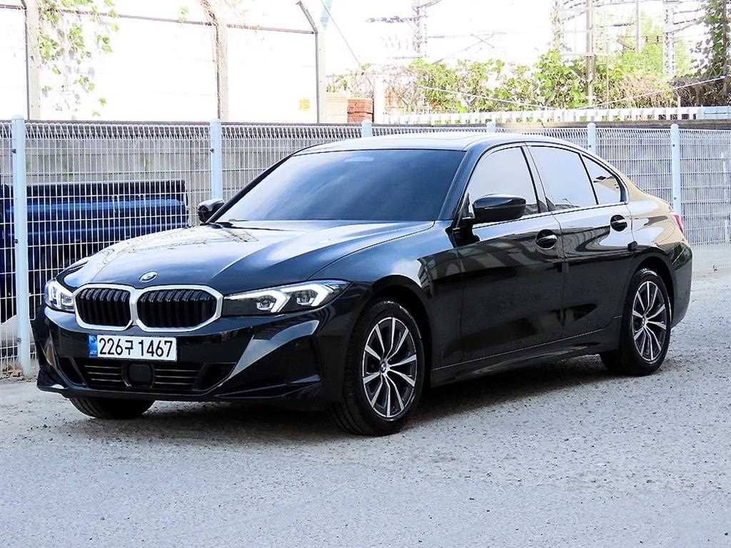 BMW 3시리즈 320i 사진 2/20