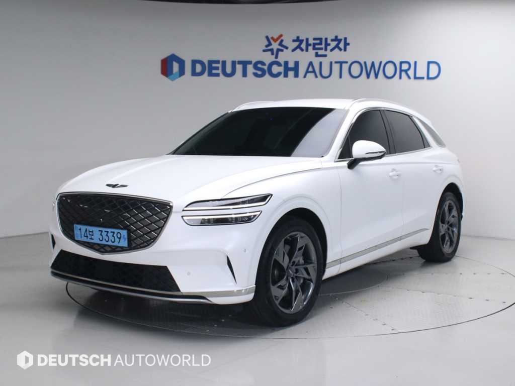Genesis GV70 e-AWD