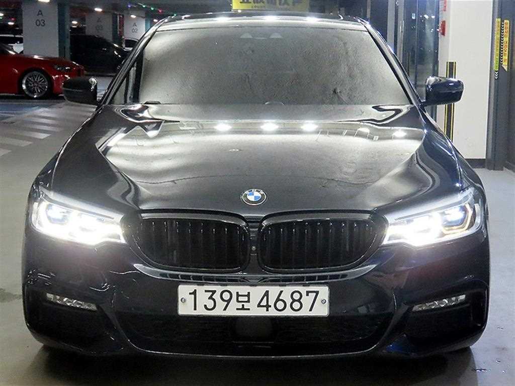BMW 5시리즈 520d M 스포츠 플러스 사진 2/20