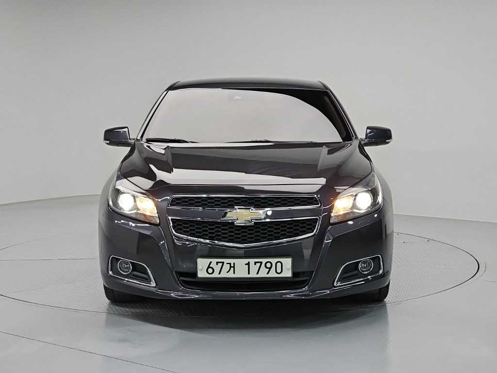 Chevrolet Malibu 2.0 LTZ Deluxe Black Wheel 3