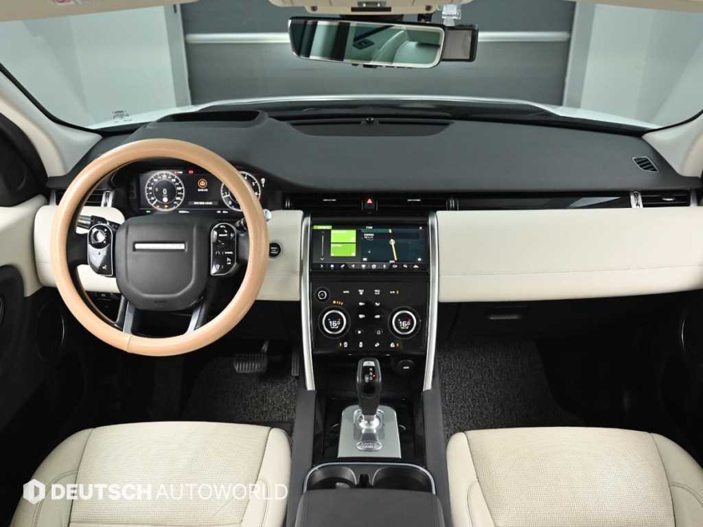 Land Rover Discovery Sport P250 SE 8