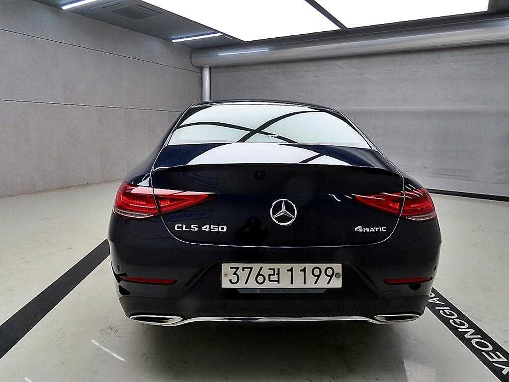 Mercedes-Benz CLS-Class CLS450 4MATIC AMG Line 4