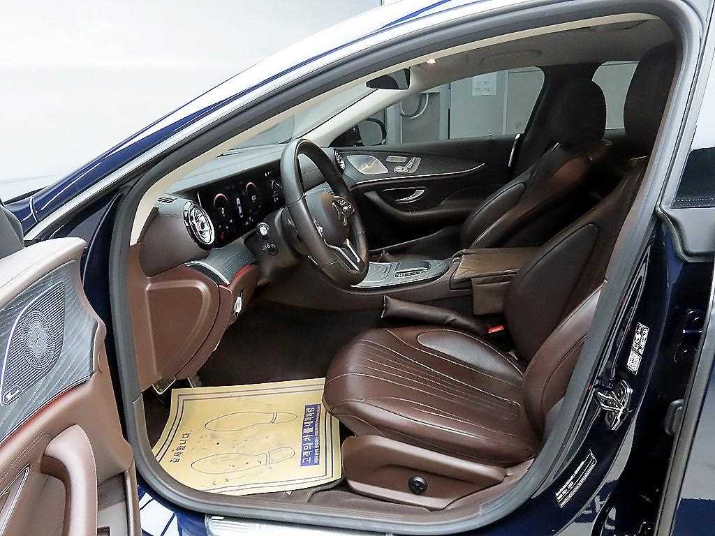 Mercedes-Benz CLS-Class CLS450 4MATIC AMG Line 6