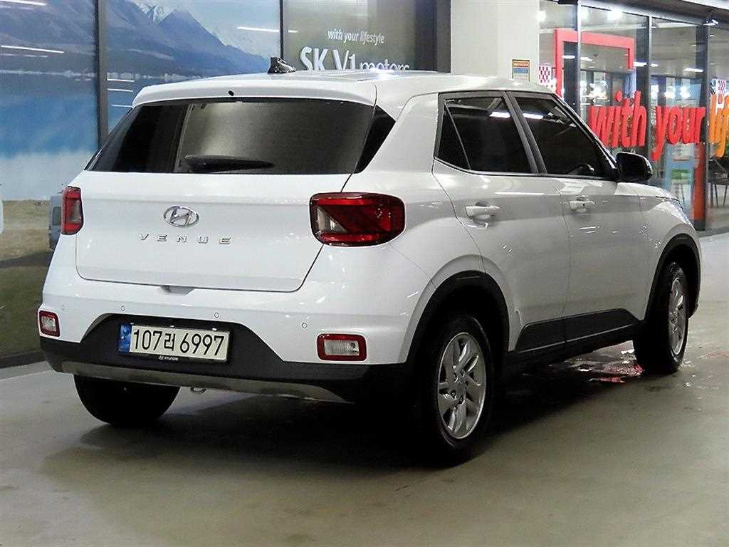 Hyundai Venue 1.6 Modern Plus — фото 4