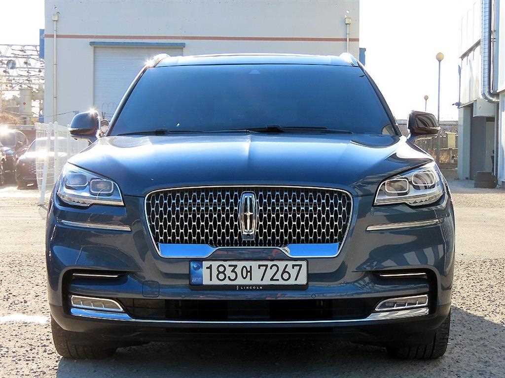 링컨 에비에이터 3.0 리저브 AWD 사진