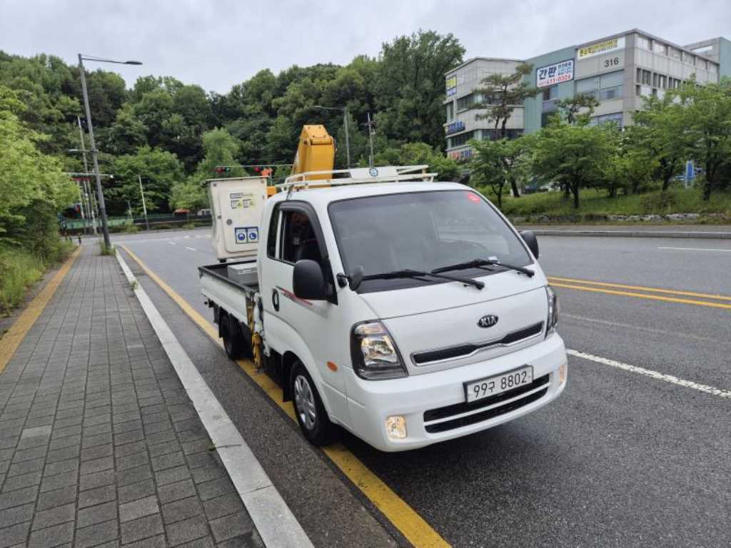 기아 고소작업차 동해기계항공 봉고3 1톤 - 중고 트럭 매물 이미지