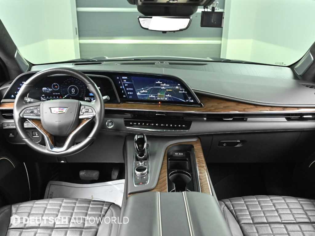 Cadillac Escalade 6.2 ESV Premium Luxury Platinum 8