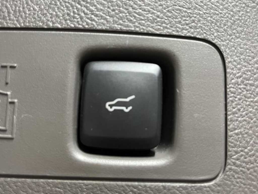 Lincoln Corsair 2.0 Reserve AWD 8