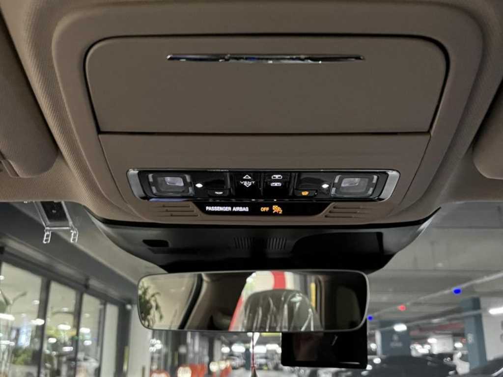 Lincoln Corsair 2.0 Reserve AWD 10